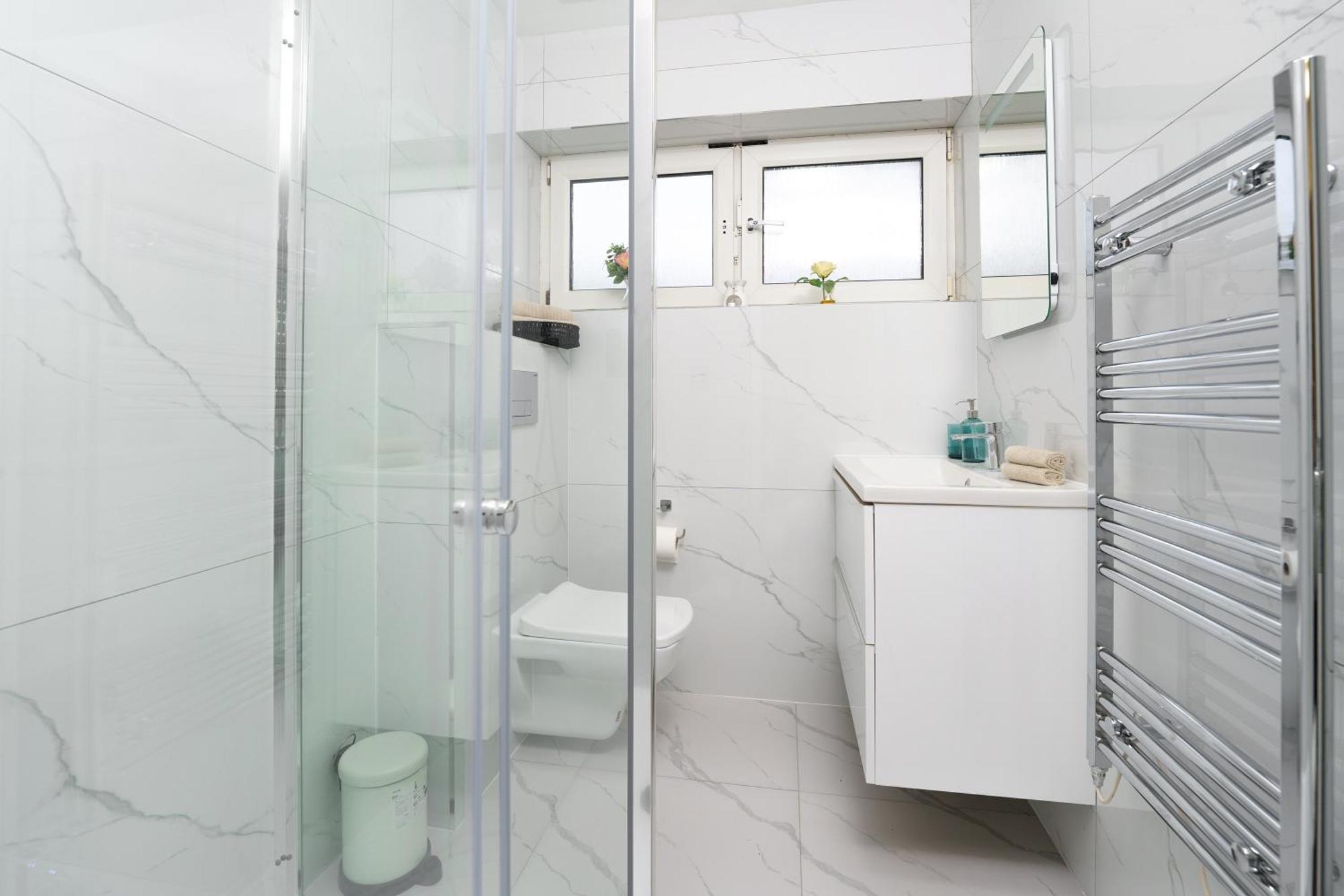 Appartement Modern 2 Bedroom Flat Near Tower Bridge *
